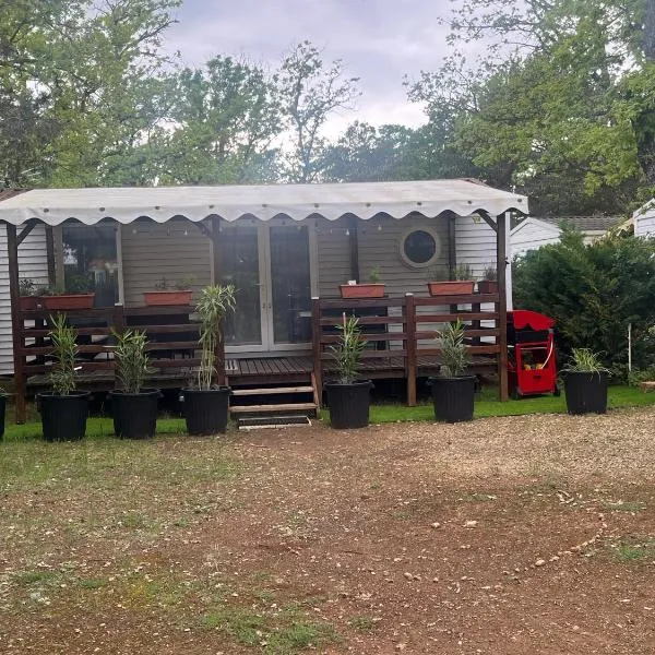 Mobil home, hotel in Sainte-Croix-de-Verdon