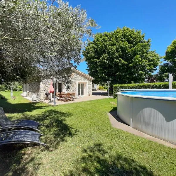 l esquisse, hotel in Cléon-dʼAndran