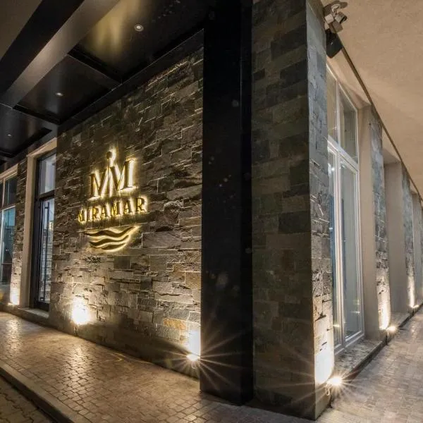 MiraMar Hotel, hotel v destinaci Shëngjin