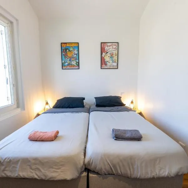 Parthenay Centre-Ville - Maison avec 1 chambre, hotelli kohteessa Parthenay