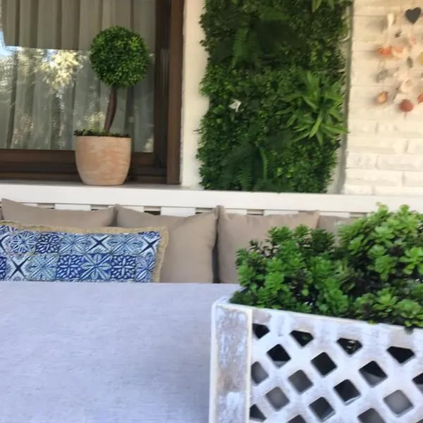 Garden House, hotel v destinaci Agia Paraskevi