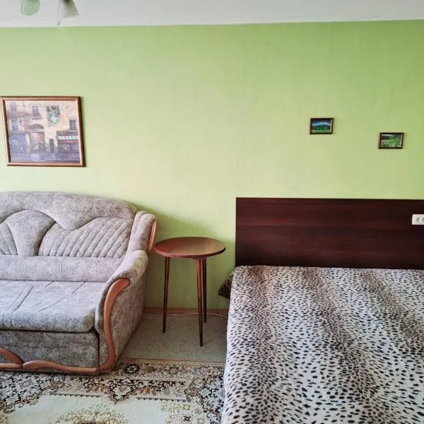 Квартира верх проспекта Александра Поля, hotel di Dnipro