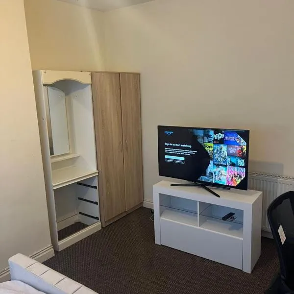 double room in wolverhampton、ウォルヴァーハンプトンのホテル