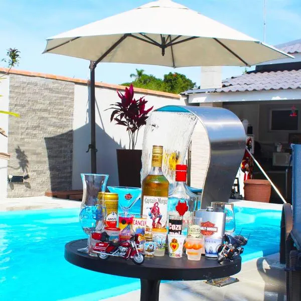 Pousada Captain Morgan Pontal do Sul com Piscina, hotel v destinaci Pontal do Paraná