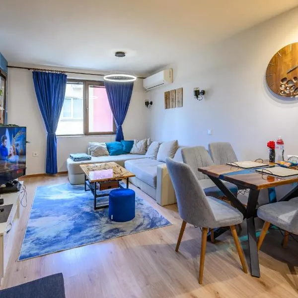 Top Center Retreat, Near AUBG FREE Parking, hotel in Blagoevgrad
