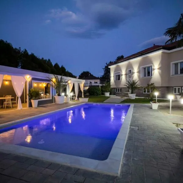 Villa Marchese Lake Maggiore, hotel in Somma Lombardo