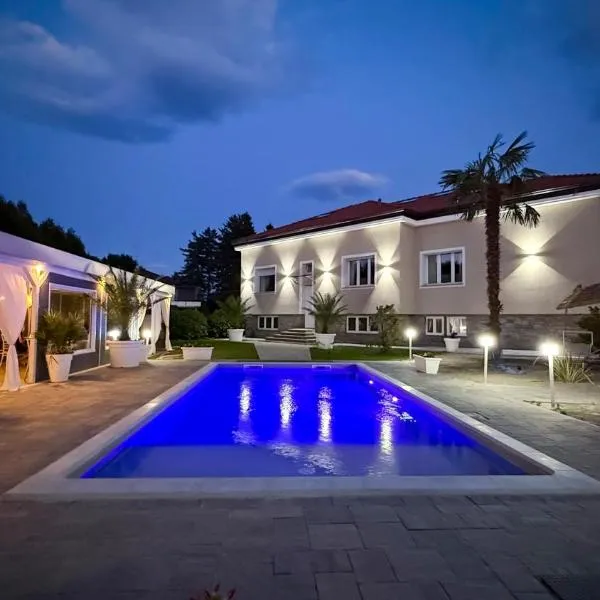 Villa Marchese Lake Maggiore, hotel v destinaci Somma Lombardo
