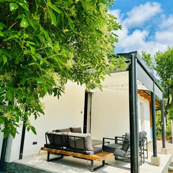 Bamboo Vendégház, hotel in Badacsonytördemic