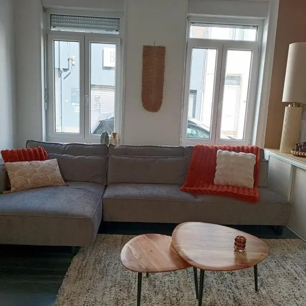Maison de pêcheur à 900 mètres de la plage de Malo, hotel in Dunkerque