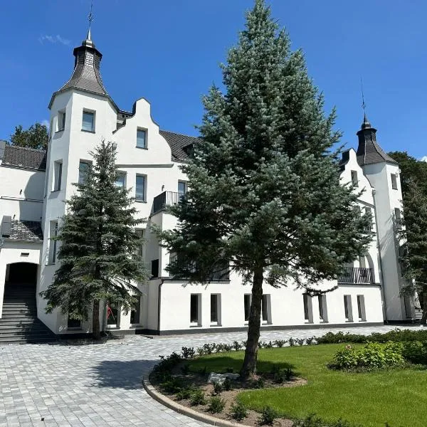 Castle Lakes - Apartamenty, khách sạn ở Grzymalin