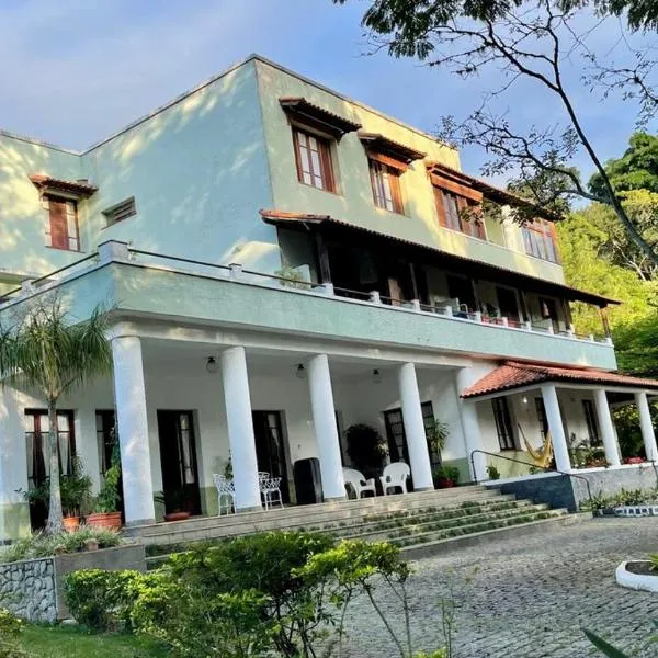 Lindo Refúgio em Miguel Pereira, hotel in Miguel Pereira