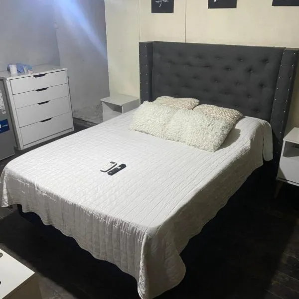 Habitación individual Privada, hotel v destinaci Montevideo