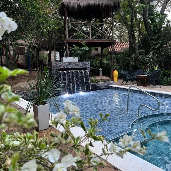 Los Lapachos, hotel v destinaci Altos