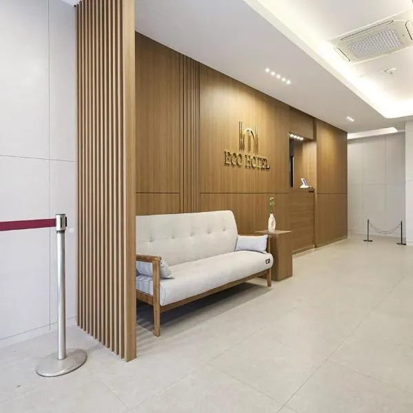 Eco Hotel, hotel in Mokpo