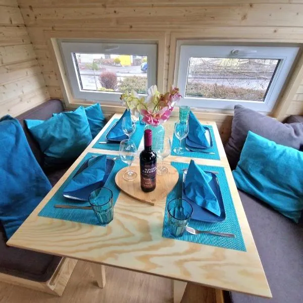 Tiny Haus bei Laacher See modernes voll ausgestattet, hotel v destinaci Glees
