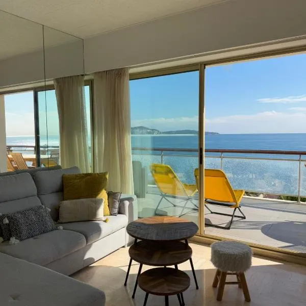 NICE, Exceptional Sea View, Top Floor, Parking, hotel in Nice
