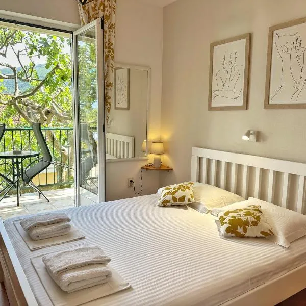 LAV Apartments, hotel in Herceg-Novi