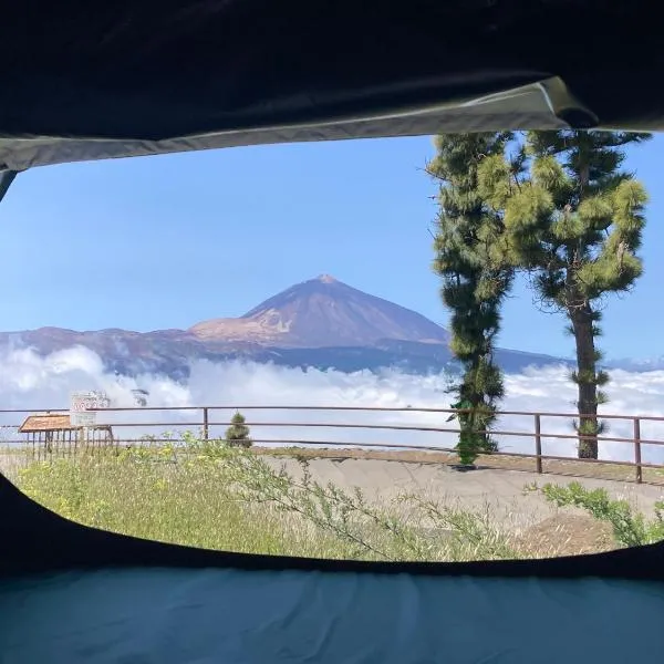 Rooftop tent - The best views of the island, hotel en Radazul