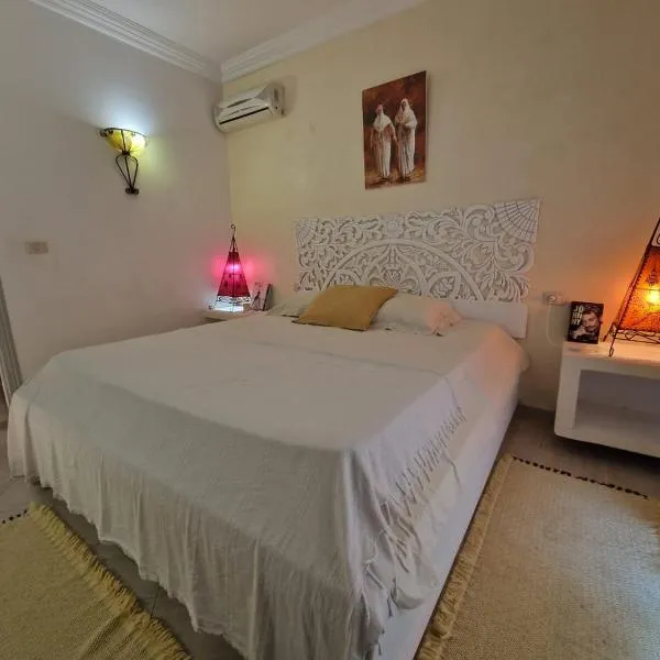 Studio Zitouna, hotel in Aghīr