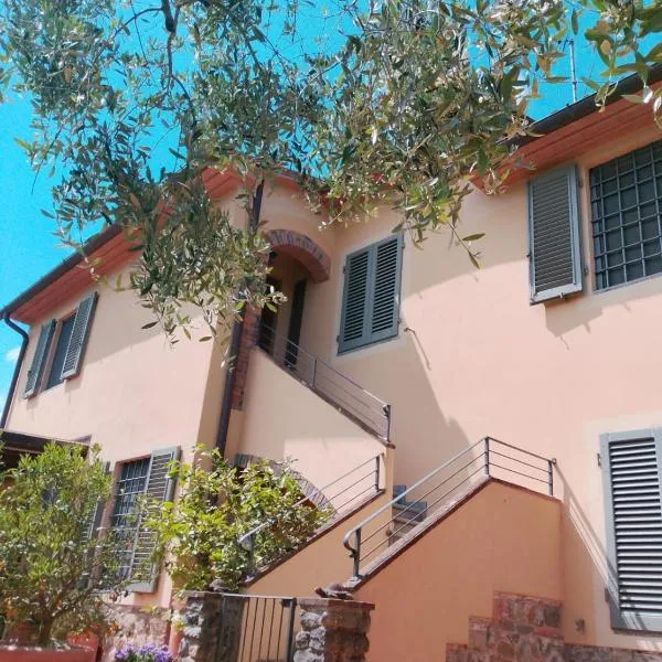 Appartamento Oliver2, hotel in Colle di Buggiano