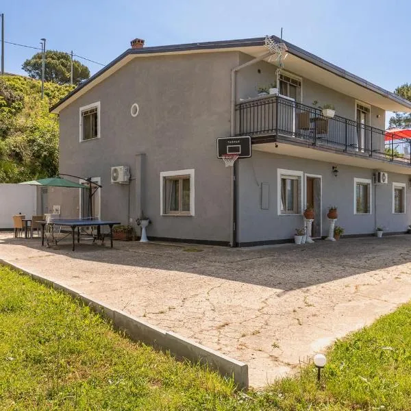 Villa Olimpia Guest House, hotel in Finocchito