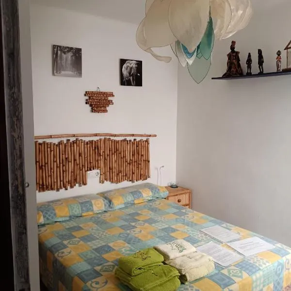 Mari, comparto el piso, hotel v destinaci Blanes
