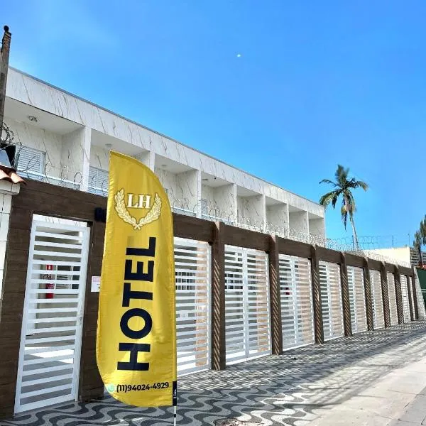 LAAR Hotel, khách sạn ở Praia Grande