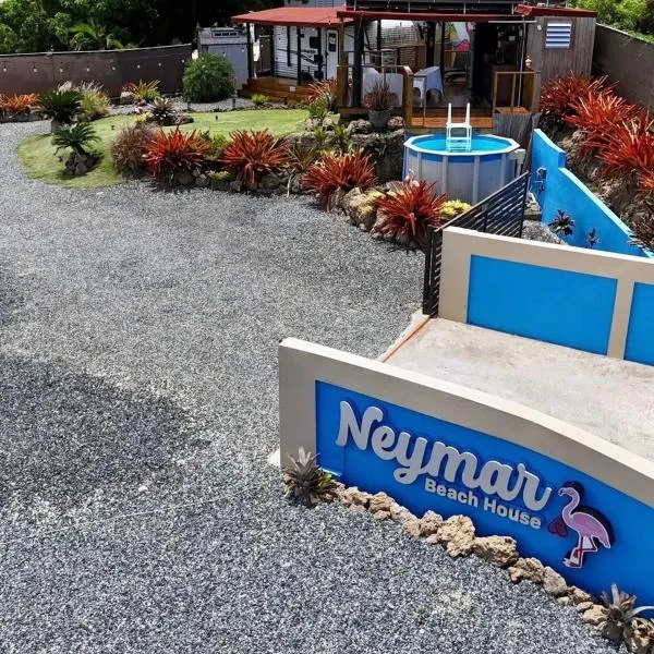 Neymar Beach House, Hotel in Camuy
