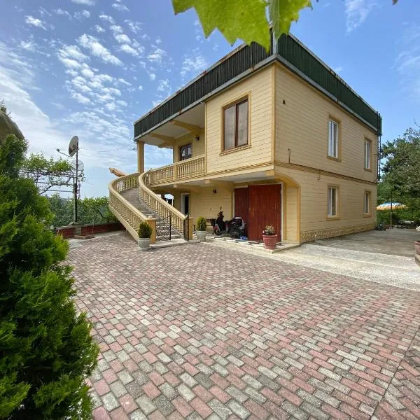 The Bondo's Villa, hotel din Kobuleti