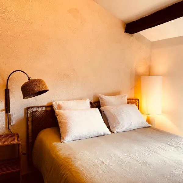 La Nine, hotel em Aigne