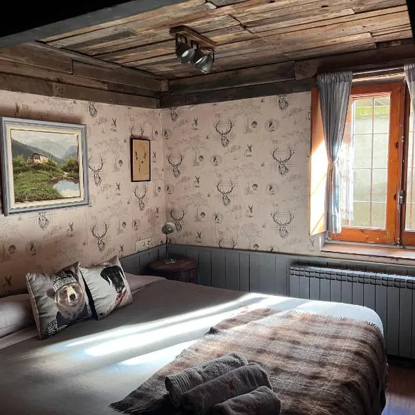 Cabane Du Cerf, hotel in Llivia