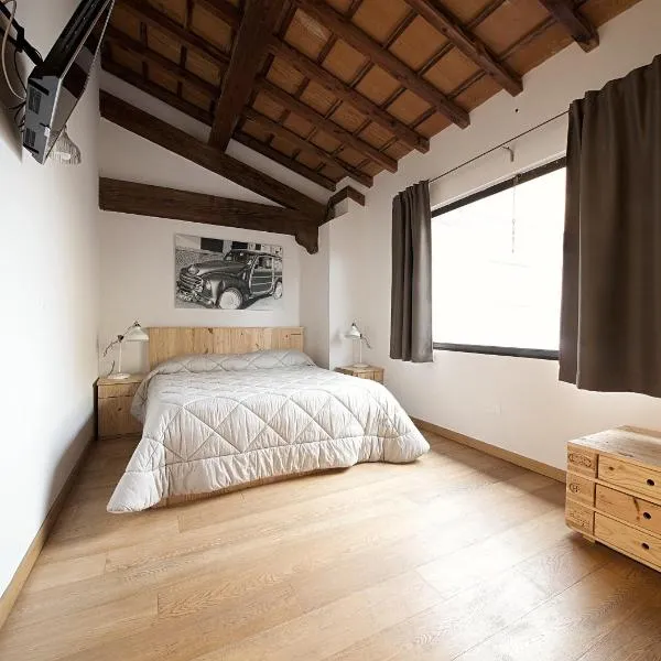 Le Camere Pietrasantine - Garage Bonci, hotel in Pietrasanta