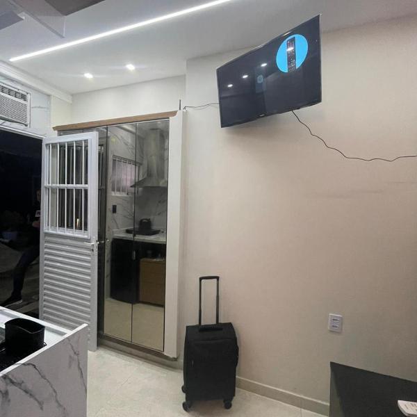 Adorável Tiny house 5, ar, cozinha completa, wifi e tv smart - Foto 5