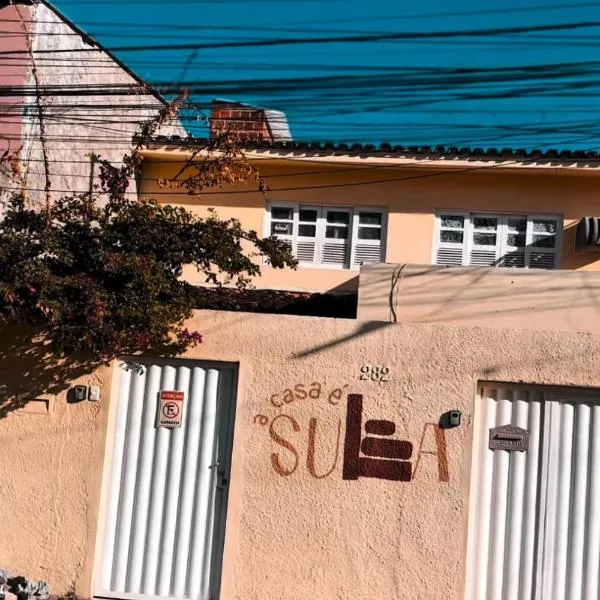 A casa é Sula Hostel Maceió para mulheres, hotel in Maceió