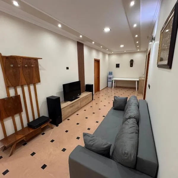 Vila Diora Hostel, hotel in Elbasan