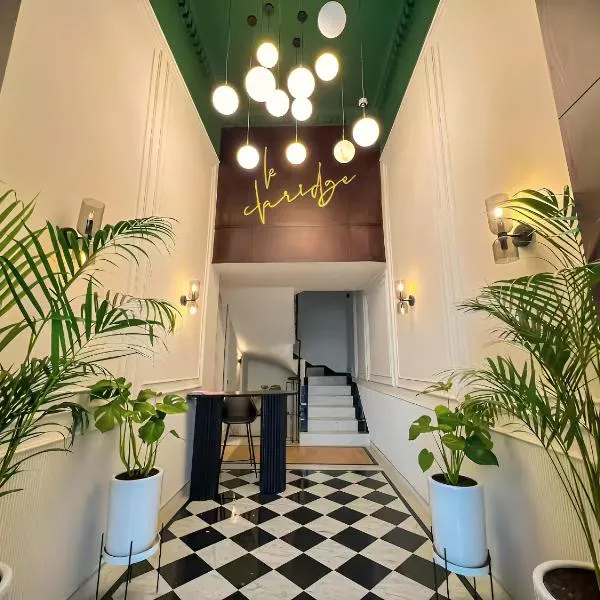 VIVASTAY Casablanca -Corniche Le claridge Emerauld with gym and rooftop、カサブランカのホテル