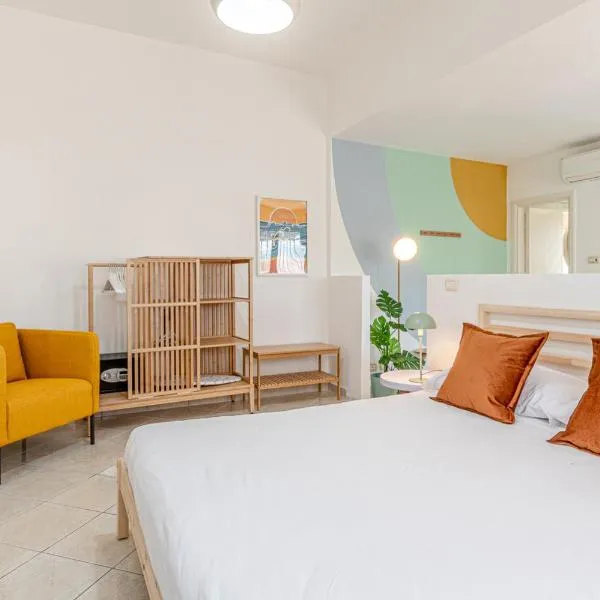 Marenia Holiday Apartments and Rooms - mare e relax -, khách sạn ở Lido di Latina