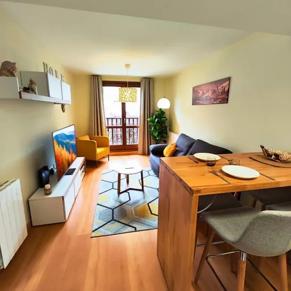 Apartamento Punta Escarra, hotel din Escarrilla