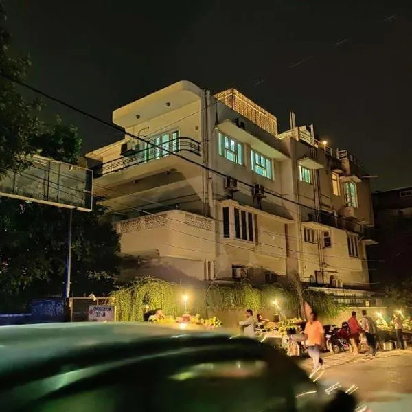 Whiite Panda - Backpacker Hostel in Delhi Greater Kailash, hotel v Novém Dillí