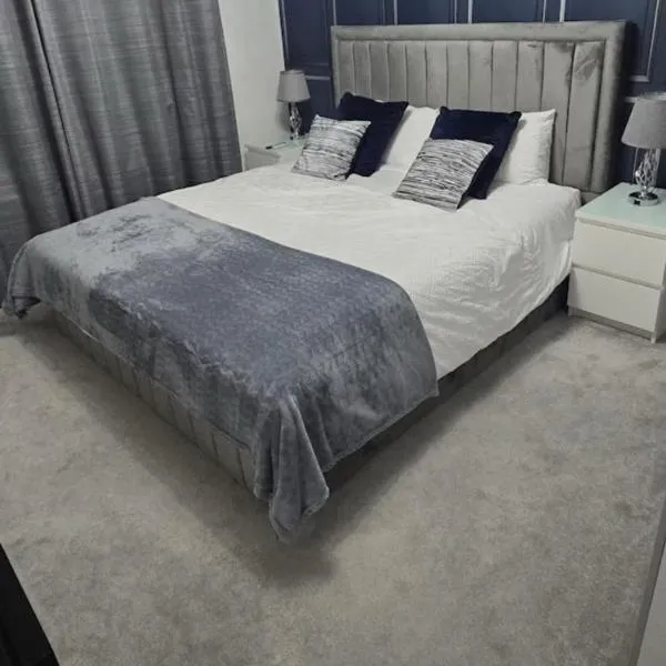 En-suite Room With Superking Bed, hotel in Edinburgh