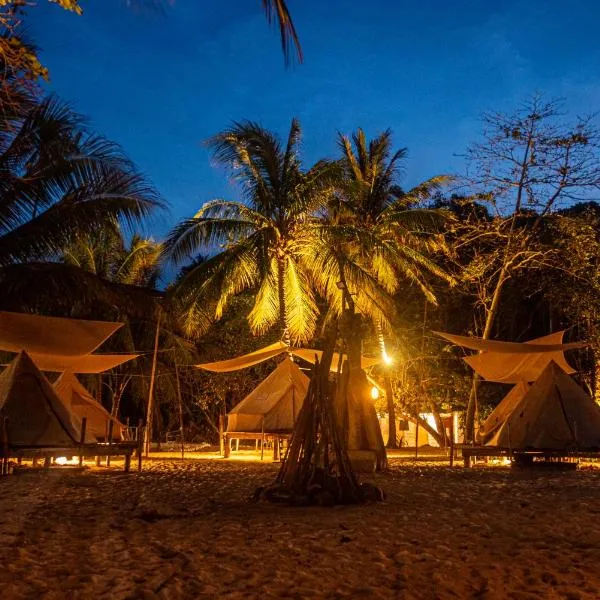 Glamping Stay at Perhentian Island, khách sạn ở Perhentian Island