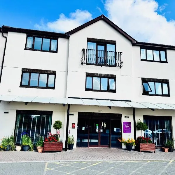 Blanco's Hotel, hotel v destinaci Port Talbot