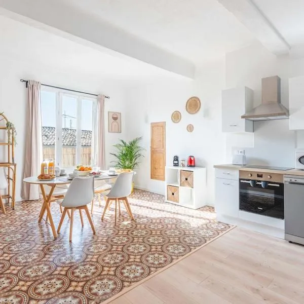 Appartement spacieux, chaleureux & tout confort, hotel v destinaci Pertuis