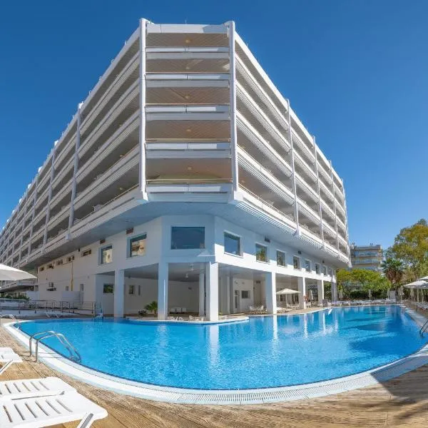 Ponient Pirámide Salou by PortAventura World, hotel in Salou