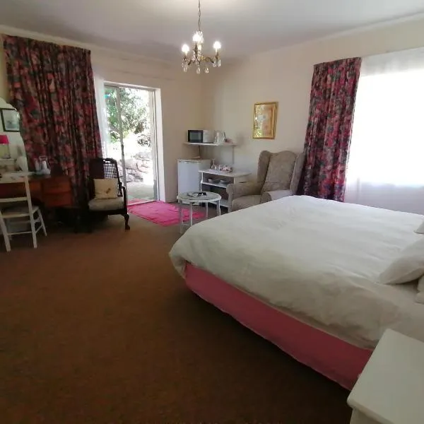 Bell Park Self or Semi Catering, hotel in Champagne Valley