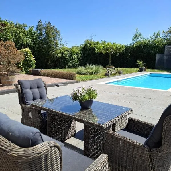 Bed and Breakfast Goeree Overflakkee, hotelli kohteessa Sommelsdijk