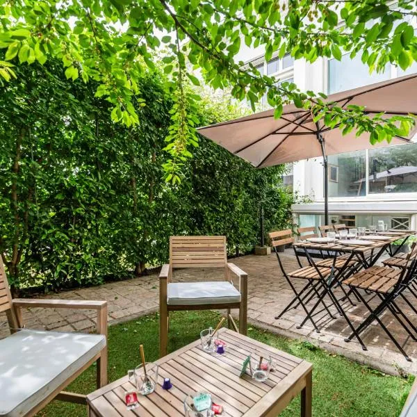 Loft urbain avec jardin privé en hyper centre, hôtel à Reims