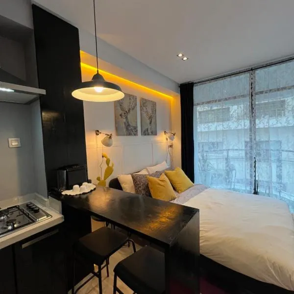 Stay In GAUTHIER studio s, hotel in Casablanca