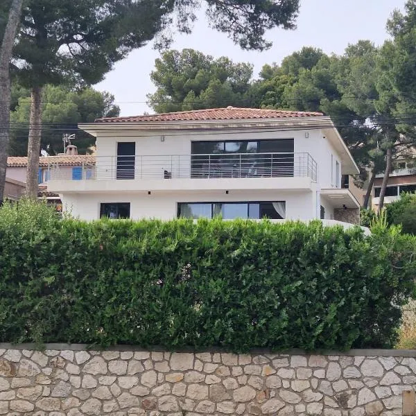 Appartement spacieux T3 neuf, hotel em Cassis