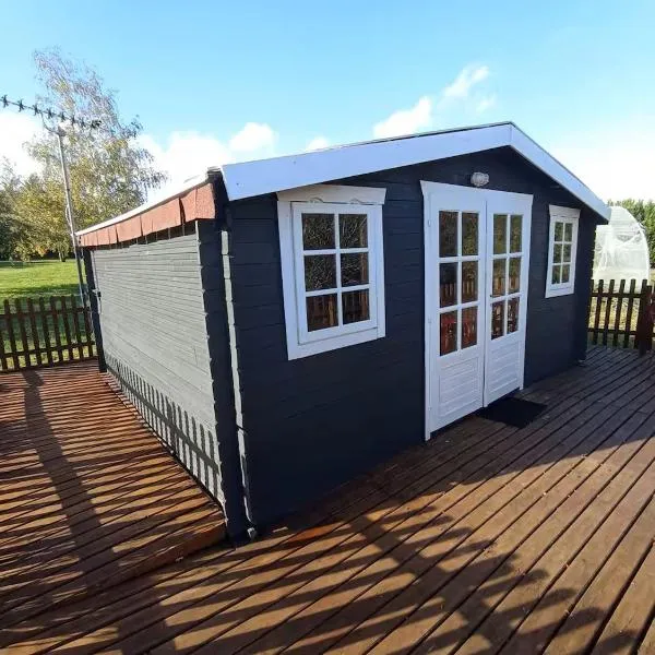 loue chalet calme tout équipé, hotel i Madaillan